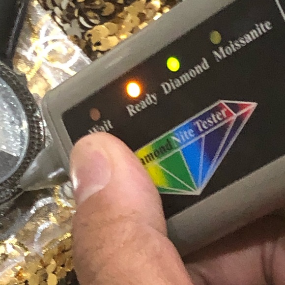 Real diamond men Watch not CZ not Moissanite also has a real snake skin band - Picture 2 of 4